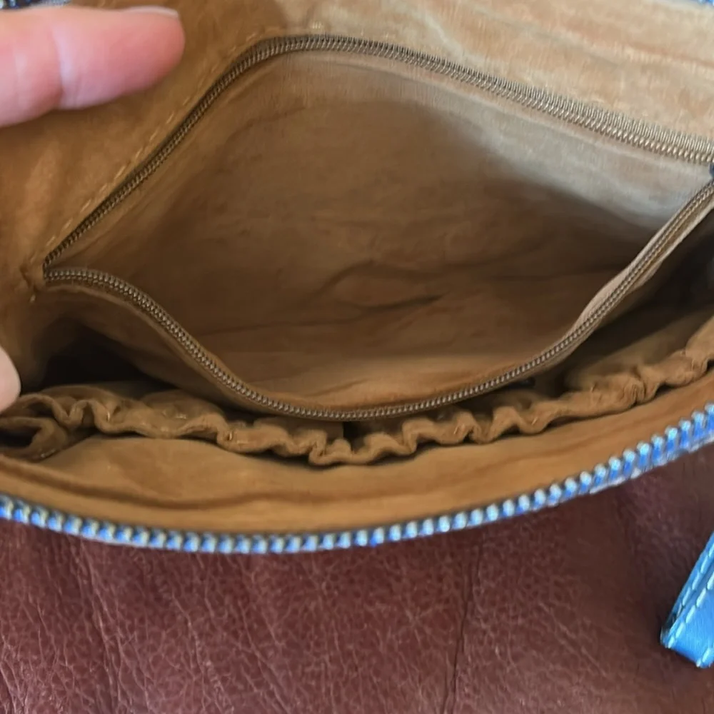 Patricia Nash Pouch - Picture 8 of 8